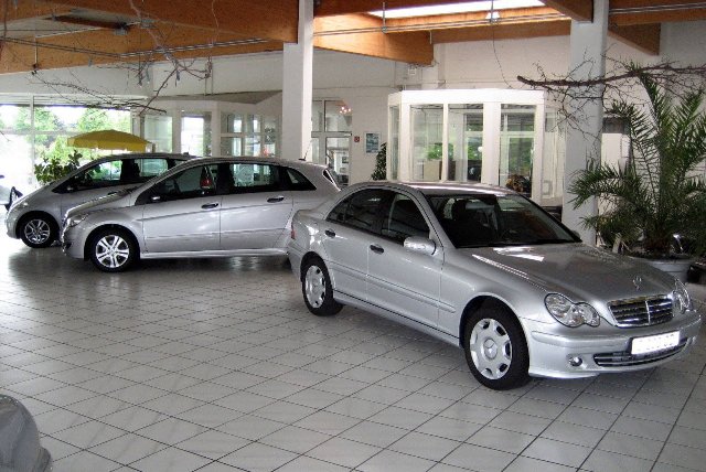 Herzlich willkommen beim Autohaus Nelis